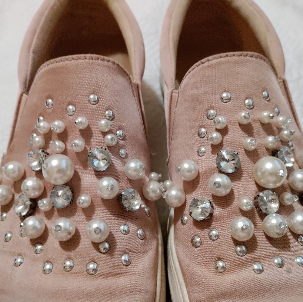 Pink slipons - Picture 1 of 5